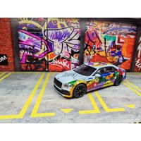 Коллекционная модель 1/64 miniGT #388 Bentley Flying Spur V8