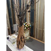 Ваза, выполненная из корня  дерева.