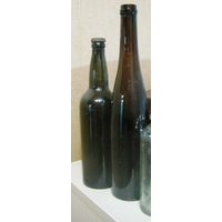 Две бутылки ПМВ ,Германия. Одна закрыта.