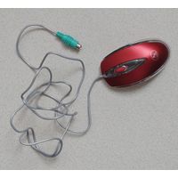 Мышь оптическая A4Tech проводная PS/2, красного цвета.