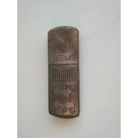 Зажигалка бензиновая старинная.