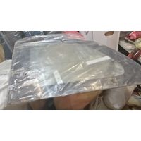 Mazda''Мазда MPV'' 1999-2006 заднее боковые стекла (форточки),левое, правое, открывающейся.  Оригинал.L092635B0J.