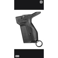 Рукоятка fab defense правша