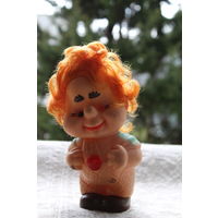 Игрушка резиновая Карлсон но без глазика одного