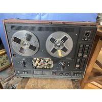 Катушечный магнитофон "Сатурн 202-2 Стерео" СССР