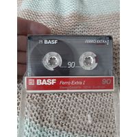 Кассета  BASF FERRO EXTRA I 90. Руки Вверх, гр Стрелки, Гостья  из