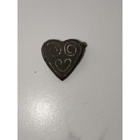 Старинное украшение