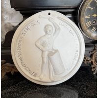 Плакетка фарфор ГДР 1961 год