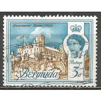 Бермуды. Королева Елизавета II. Дом Правительства. 1962г. Mi#164.