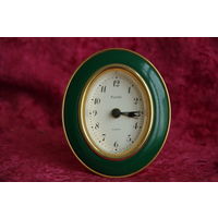 Часы настольные  с будильником  Германия  ( все работает )