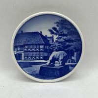 Миниатюрная сувенирная тарелка Royal Copenhagen. Дания. 3576