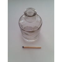 Бутылка аптечная.