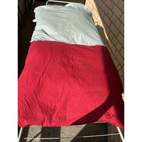 Подушка натуральный гусиный пух Германия 80 х 80 Цена за одну 100 руб / цена за две 190 руб