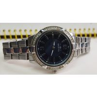 Красивые дамские часы "Invicta" оригинал