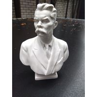 Бюст Горький