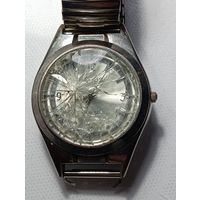 Часы кварцевые с рубля .