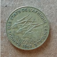 Центральная Африка (BEAC) 5 франков, 1983 г., KM# 7
