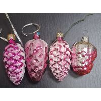 Игрушки елочные 4 шт. шишки. Времен СССР