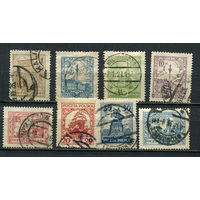 Польша - 1925/1927 - Архитектура - (ном. 40 стонким местом) - 8 марок. Гашеные.  (Лот 10JJ)-TG2P35