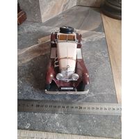 Модель  ретро авто , Mercedes Benz ask 1928. 1/18.