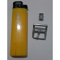 Пряжка и шпенек подбородочного ремешка нем. каски.