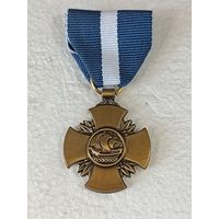 Фрачная медаль США Крест ВМС Морских Заслуг - иностранная награда лацканный знак реплика