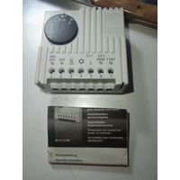 Терморегулятор Rittal SK 3110.000 для шкафов управления.