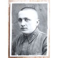 Фото сержанта (техническая служба). 1941 г. 5.5х7.5 см