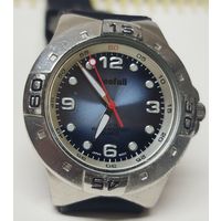 Часы "Freefall" состояние хорошее,безель вращается+каучуковый ремешок в комплекте!