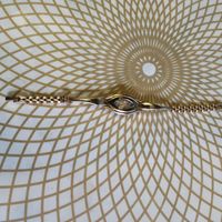 Часы наручные с браслетом OMAX . В ремонт,коллекцию,на запчасти. Состояние на скане.